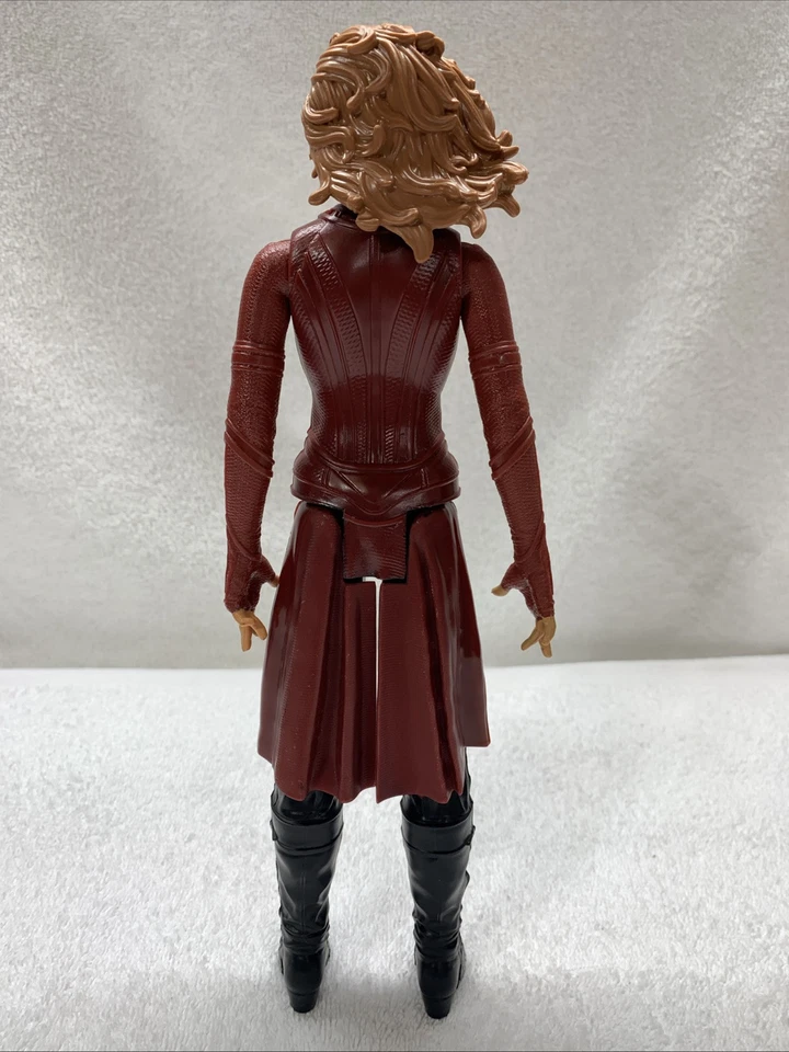 Figura de acción Marvel Bruja Escarlata 11" Hasbro 2022 Doctor Strange Multiverse C7 Foto 2 de 3