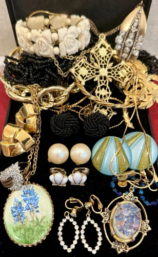 Vintage Estate Costume Jewelry Lot! TRIFARI, AVON and more!