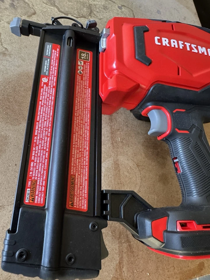 Craftsman 18ga Brad Nailer And Detail Sander Lot - Image 4 of 4