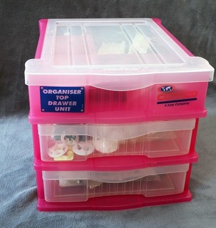 Job Lot Vintage/Modern SugarCraft/Cake Decorating Cutter/Tools in Storage Box
