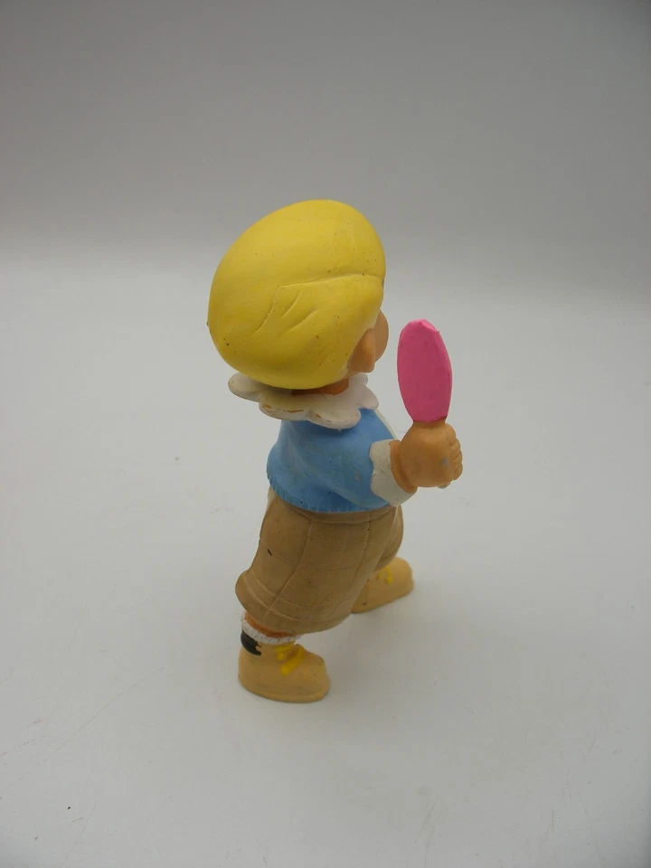 pvc PAPO France 2001 Nicole Lambert Figurine Les TRIPLES 8cm - Photo 4/4