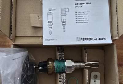 Pepperl + Fuchs Vibracon Mini LVL-A1-G1S-E5PG-WH Füllstandgrenzschalter NEU