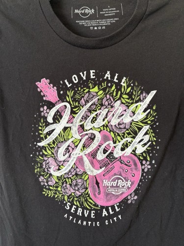 Hard Rock Cafe Atlanta Pink Guitar T-shirt 100% Cotton~Small - Picture 2 of 4
