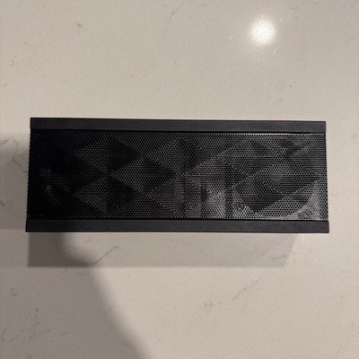 Jawbone Jambox V3J-JBE Black Diamond Bluetooth Portable Speaker Tested Working