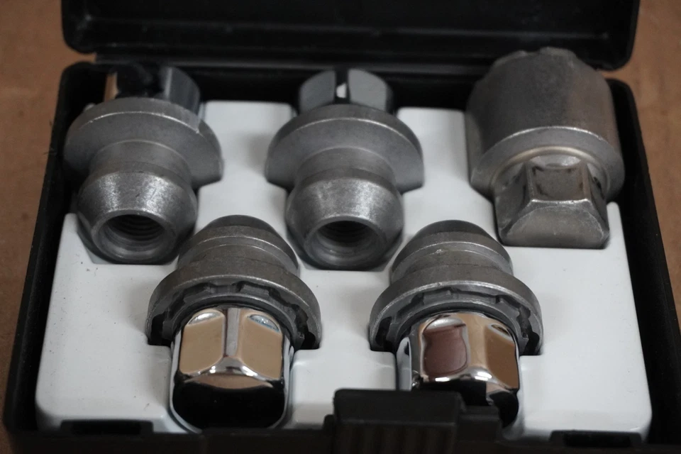 Chave Escalade Suburban Tahoe Yukon 85548789 genuína de fábrica OEM - Imagem 2 de 4