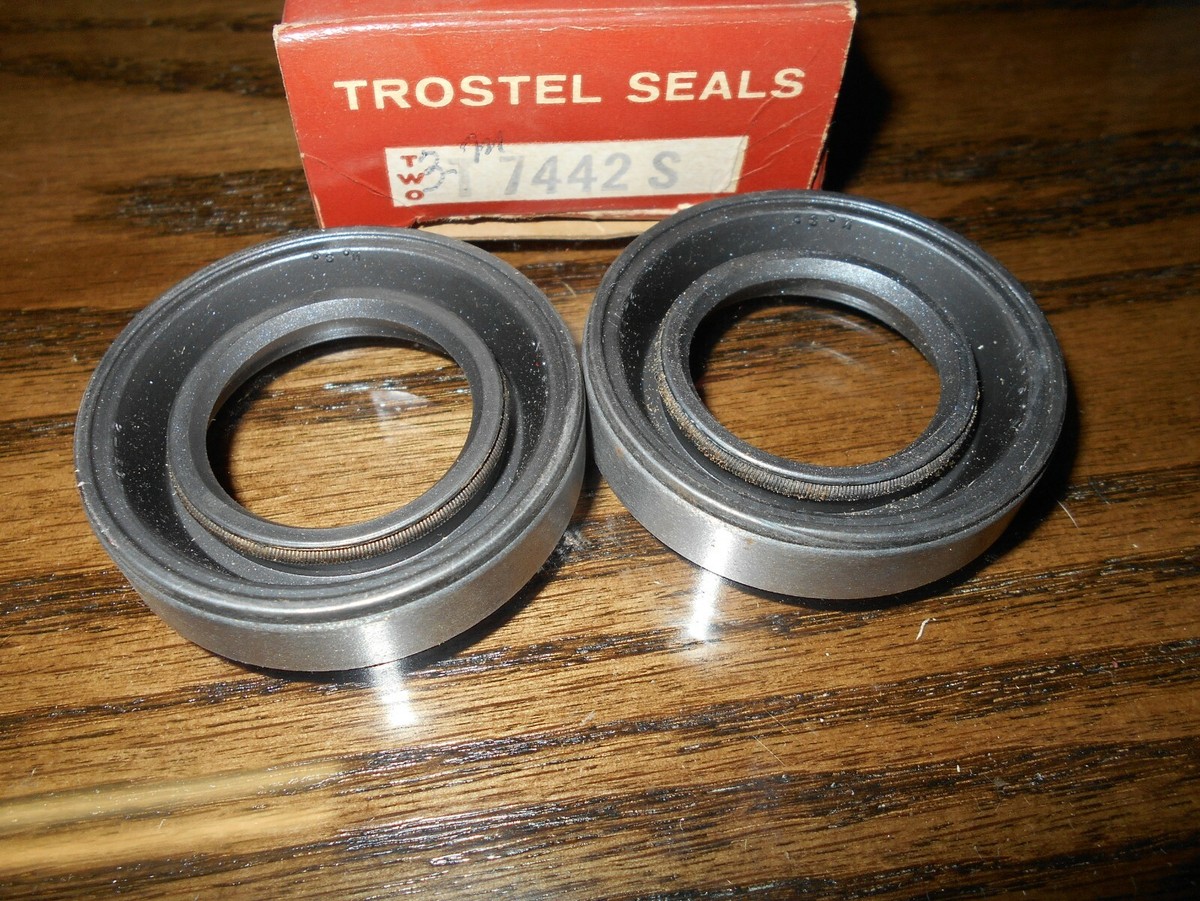 NOS Hydramatic Front Pump Seals 1961 1962 1963 Pontiac Oldsmobile
