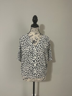 Express Women s Leopard Print Short Sleeve Blouse Size M