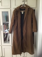 Travelsmith Rain Jacket. Women’s Size Petite. Removable Warm Liner .