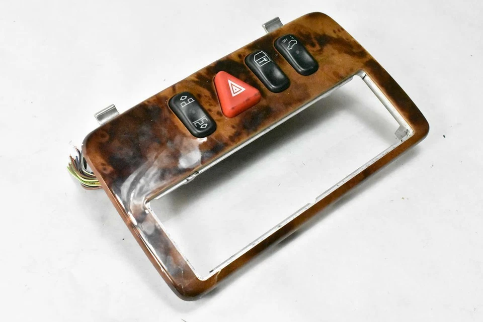 Panel de control del tablero de instrumentos de consola central 98-03 Mercedes W208 CLK320 CLK430 FABRICANTE DE EQUIPOS ORIGINALES Foto 3 de 4