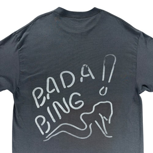 Camiseta Los Soprano Bada Bing XL DE COLECCIÓN Y2K HBO Mafia Promo Camiseta Error de Impresión Sin Etiqueta - Imagen 3 de 7