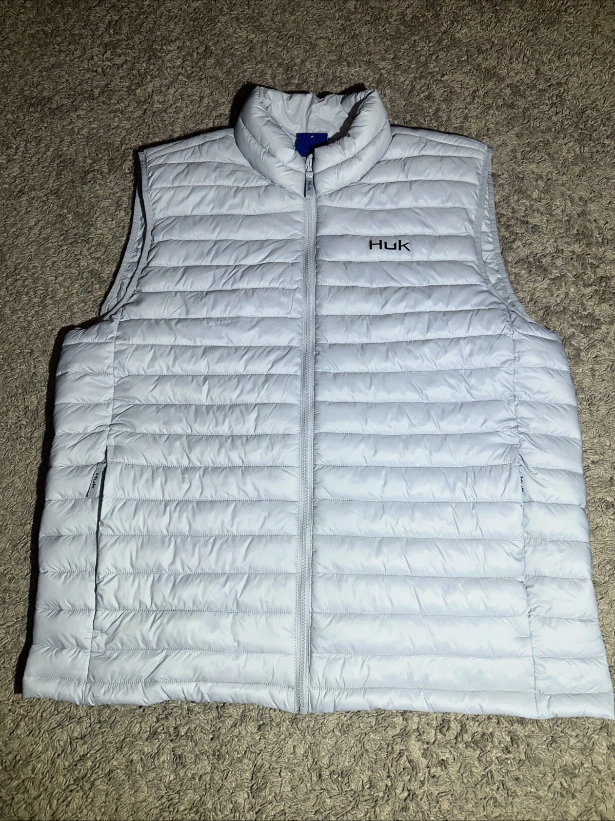 NEW Men's Huk Insulated Vest Gray Size XLarge MSRP $75.00