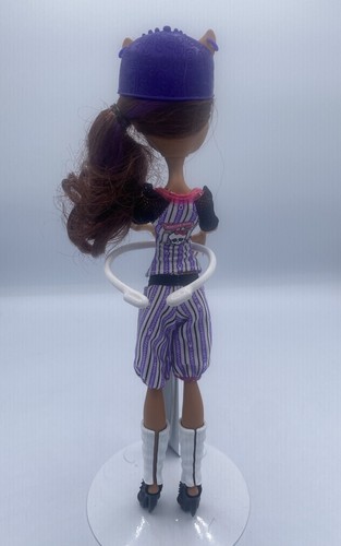 Monster High Clawdeen Wolf Ghoul Sports Physical Deaducation Baseball Mattel - Picture 5 of 7