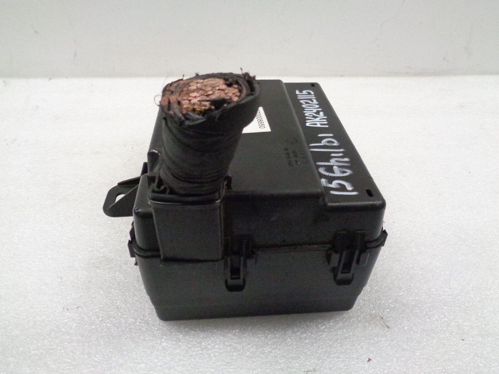 2014-2017 Maserati Ghibli Engine Fuse Box Battery Relay Assembly OEM AK2402115