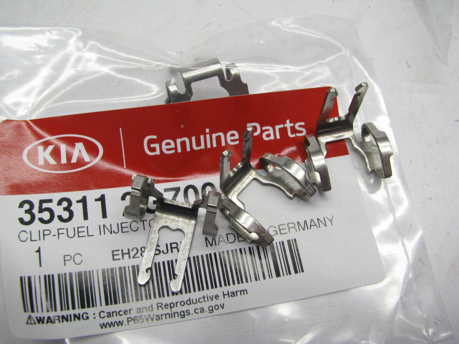 4) NEW - OEM Genuine Fuel Injector Clips 353112G700 For Kia | eBay