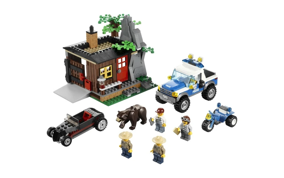 LEGO CITY Robber’s Hideout 4438 Brown Bear Forest Police Truck Hot Rod ATV Cabin Foto 2 de 4