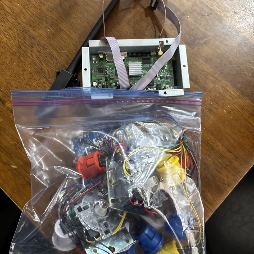 MK Deluxe Arcade 1up Pcb, Joysticks,buttons,encoder And On Off Switch ...