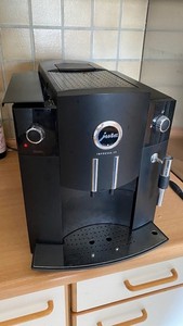 Jura Impressa C5, Kaffeevollautomat - funktionsfähig, aber defekte Teile