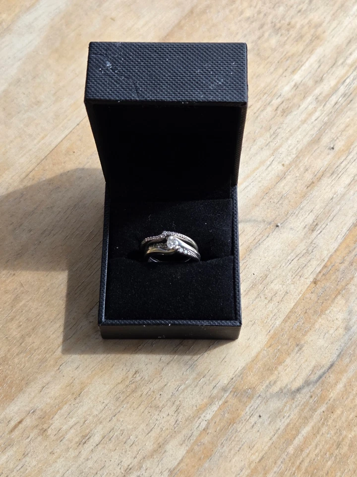 结婚戒指套装他和她的。 白金。 钻石。 — 第 3/4 张图片