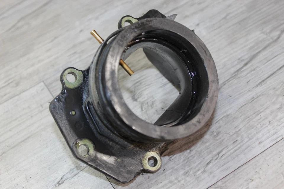 Arctic Cat M1000 Efi 2007-2011 162 pulgadas cuerpo del acelerador articulación bota de admisión 3007-284 Foto 2 de 4