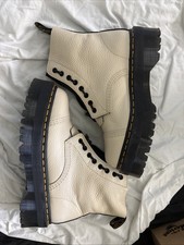 Dr Martens Sinclair Parchment Beige