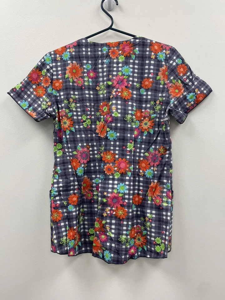 White Cross Women’s Scrubs Size Small - Image 2 of 4