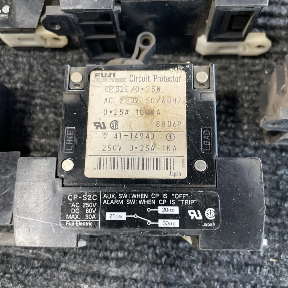 Fuji CP32E/5 Circuit Prot. CP-S2c +Cp32e/0.25 +Cp32e/7.5 +Cpe31e/5wd +Cpe31e/7.5 - Image 4 of 4