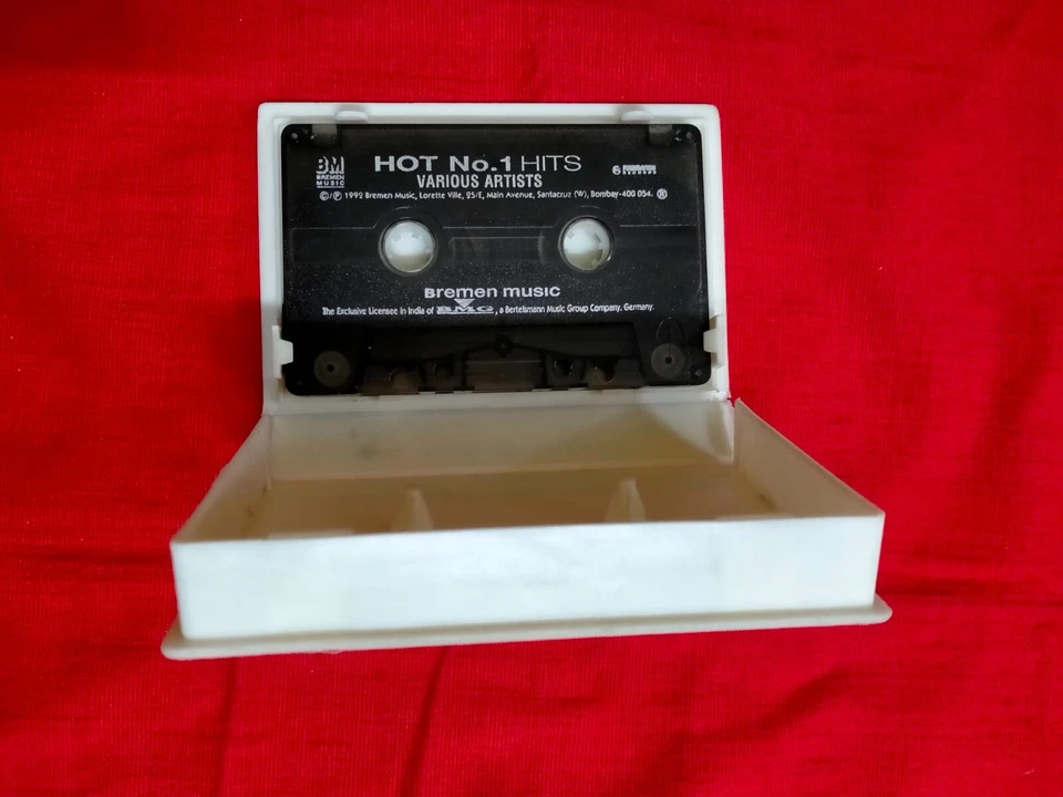 Hot No1 Hit Elton John Roxette Janet 1993 Clamshell Cassetter Tape INDIA indian - Image 4 of 4