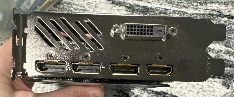 GIGABYTE Radeon RX 480 G1 Gaming 4GB GV-RX480G1GAMING-4GD Video Card - Image 3 of 4