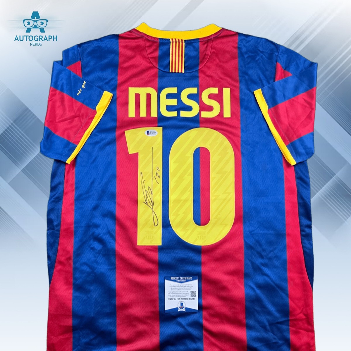 FC Barcelona キャプテンマーク Messi New FC Barcelona & Messi Football Crest Button Badge, Lionel