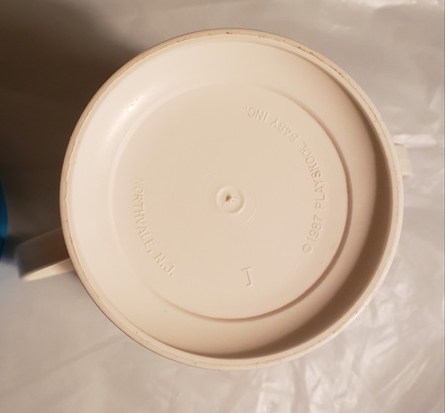 Playskool Sippy Cup Tommee Tippee Vtg 1987 Plastic Measurements on one Side 4 in - Picture 6 of 6