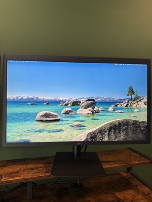 LG Ultrafine 5K 27MD5KL-B 27-inch Display Monitor for Mac, iPad, MacBook, Air