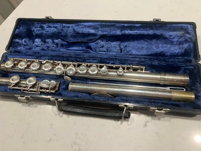 Gemeinhardt Model 3 Silver Concert Flute    With Case - Used - READ!