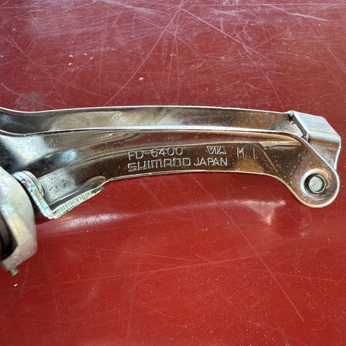 Shimano 600 tricolor FD-6400 Front Derailleur Umwerfer (Gebraucht) in Luzern für CHF 25 – mit