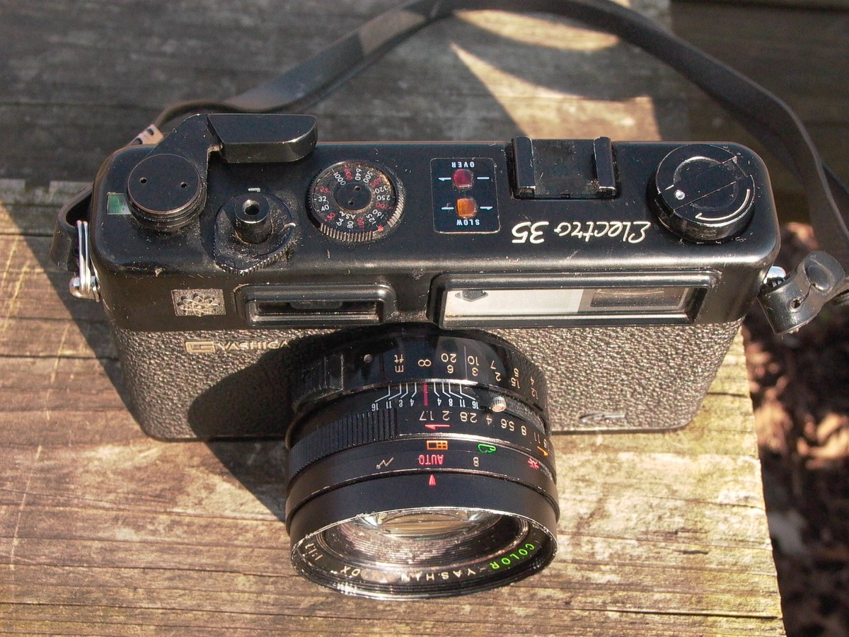 YASHICA② ELECTRO 35 CC ＊通電ok、おまけつき YASHICA② ELECTRO 35 CC ＊通電ok、おまけつき - メルカリ