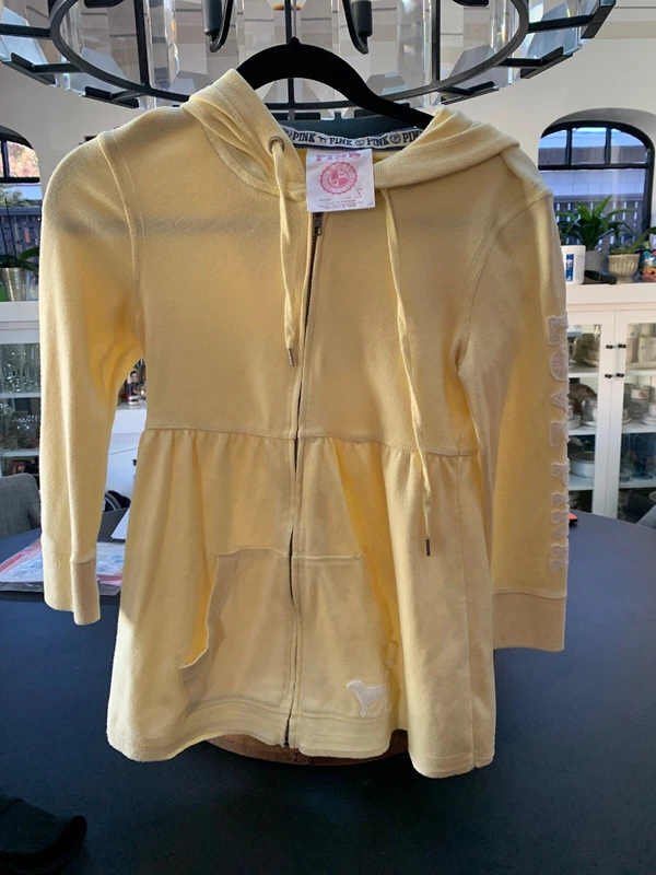 victoria-secret-vs hard to find hoodie