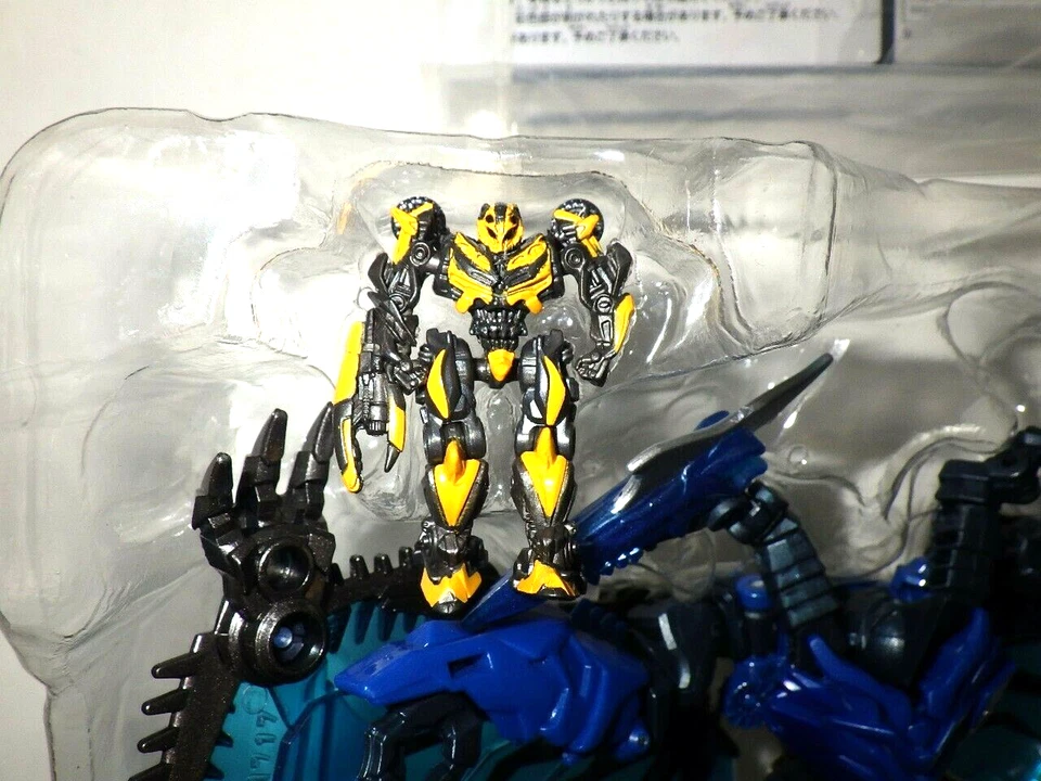 Takara Tomy Transformers MB-10 Dynolide Streif & Bumblebee Japón Anime Japón - Imagen 3 de 4
