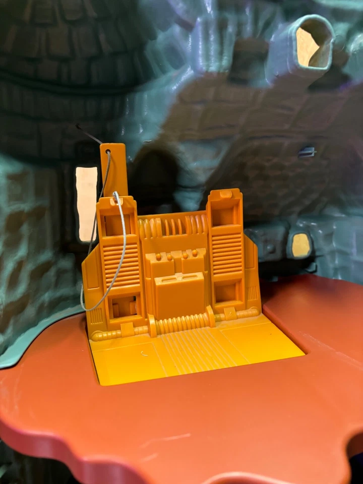 Castillo Grayskull He-Man/Masters Of The Universe (MOTU) **De colección/En caja/y figura Foto 3 de 4