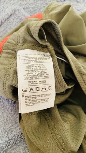 XS Reebok Active Wear Set (top naranja Reebok speedwick y pantalones cortos verde oliva) - Imagen 6 de 17