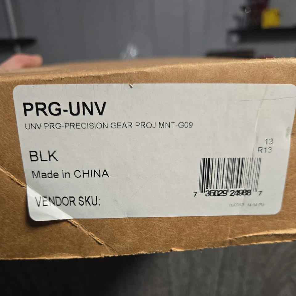 Peerless PRG-UNV Precision Gear крепление проектора PRGUNV, PRG-UNV-S, PRG-UNV-W  - Изображение 4 из 4