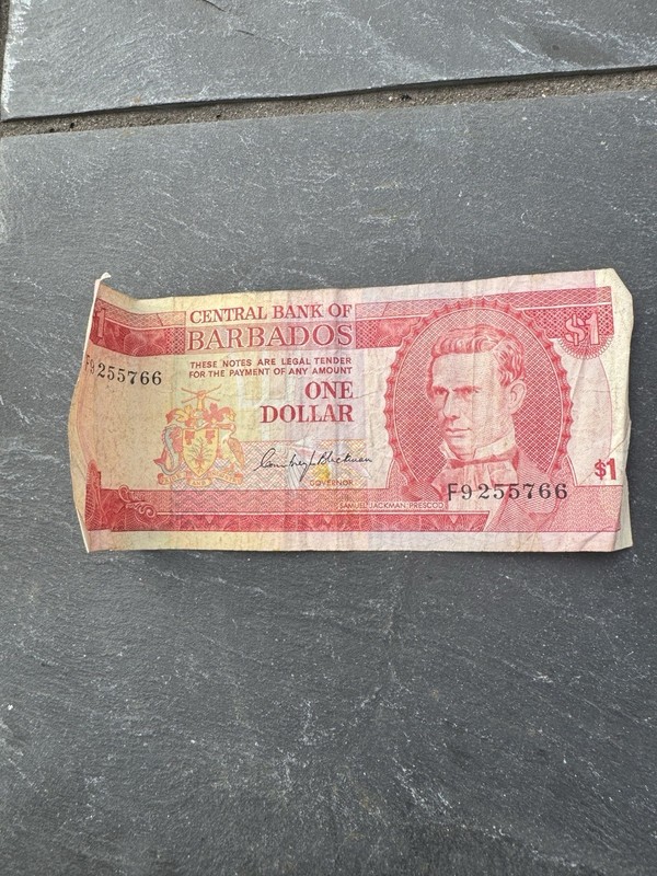 1970s Vintage Central Bank Of Barbados $1 Bill Banknote - Circulated But Decent