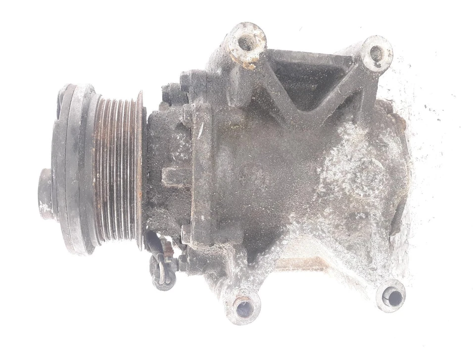 Compresor de aire acondicionado usado se adapta a: Jaguar X 2003 tipo grado A Foto 2 de 4