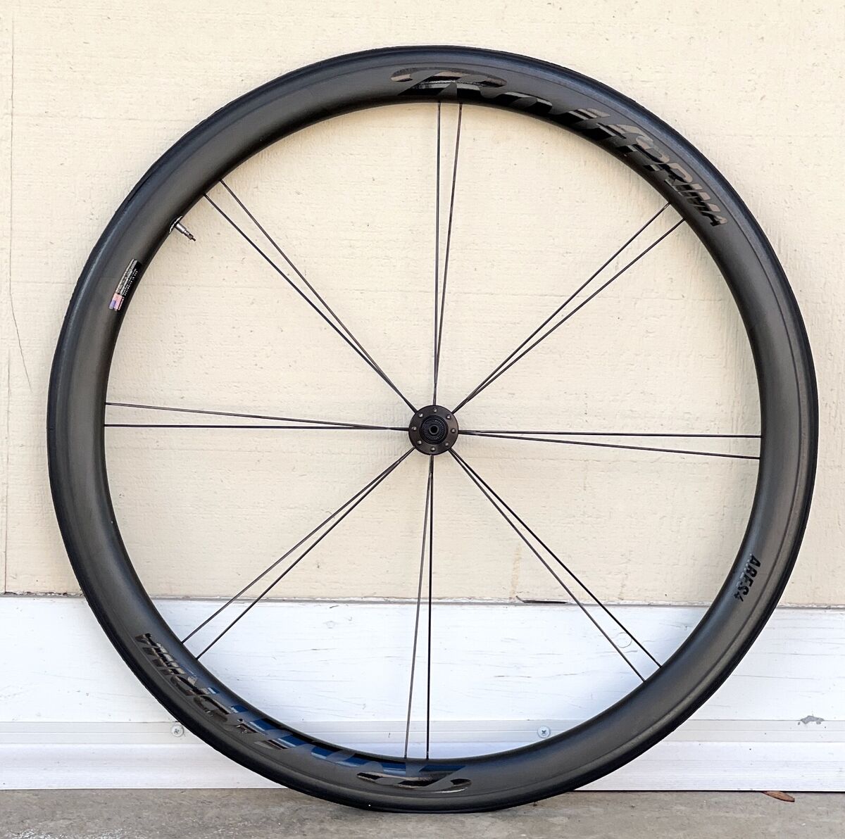 Rolf Prima Ares4 Carbon Clincher Tubeless 16 spokes Road Rolf Prima Ares4 Carbon Clincher Tubeless 16 spokes Road