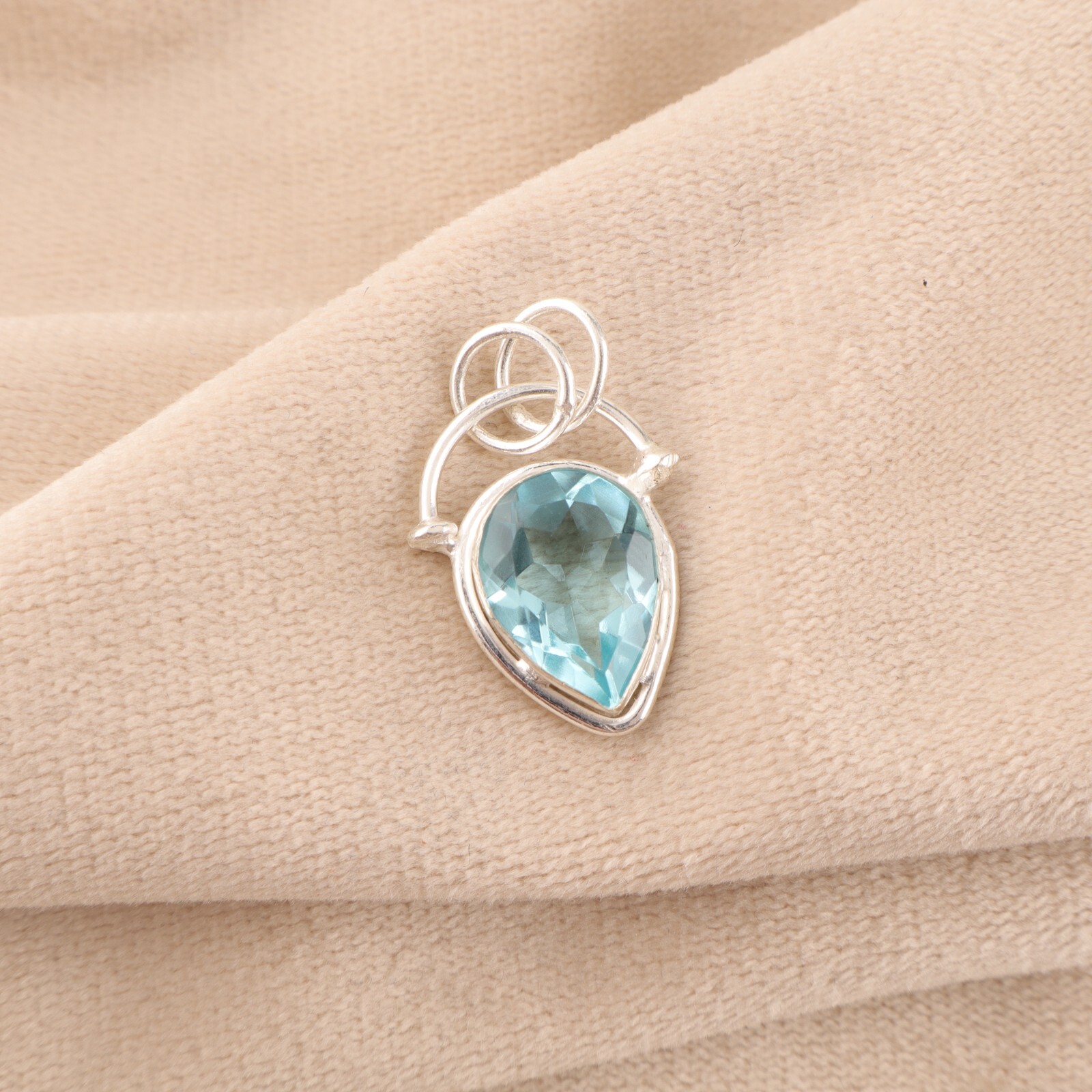 Faceted Natural Sky Blue Topaz Sterling Silver New Bezel Daughter Unique Pendant