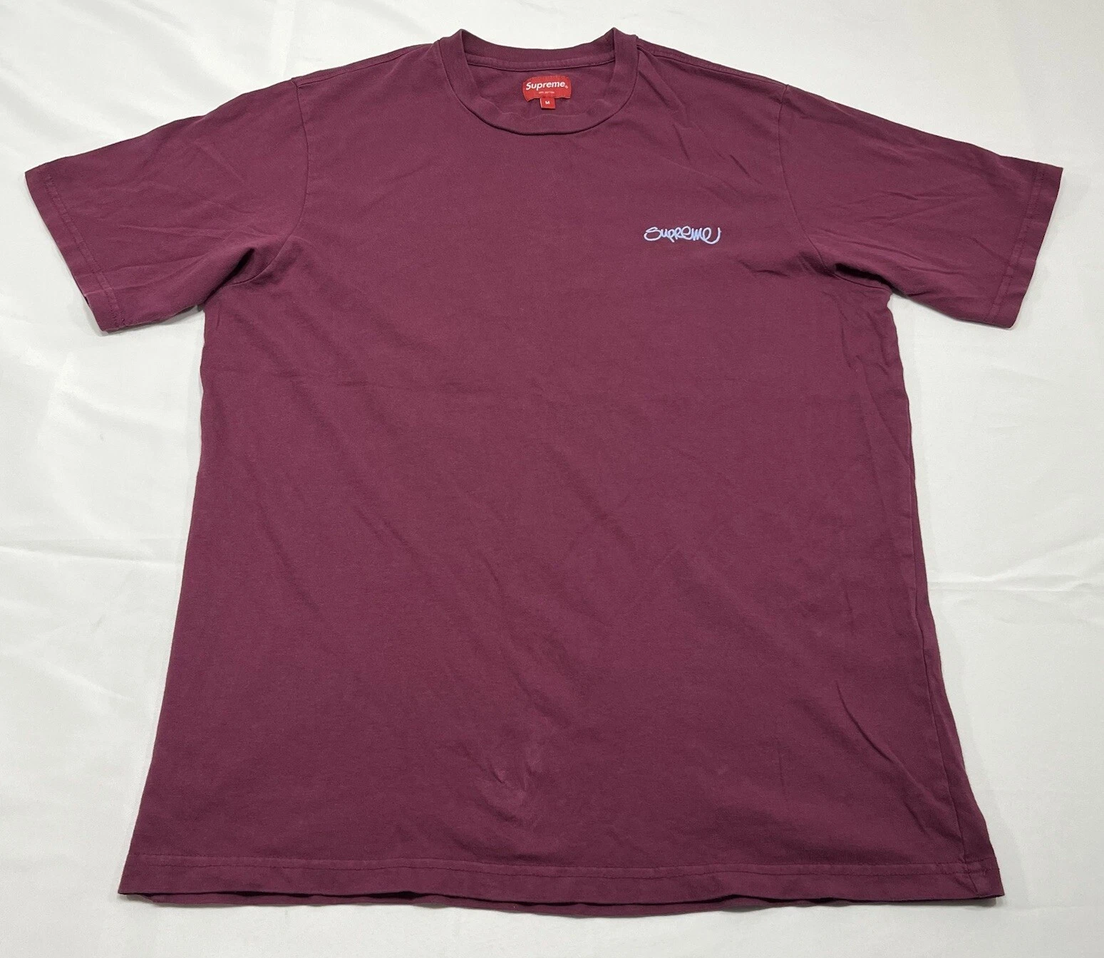 T shirt homme SUPREME taille M graffiti écriture épelée manches courtes bordeaux