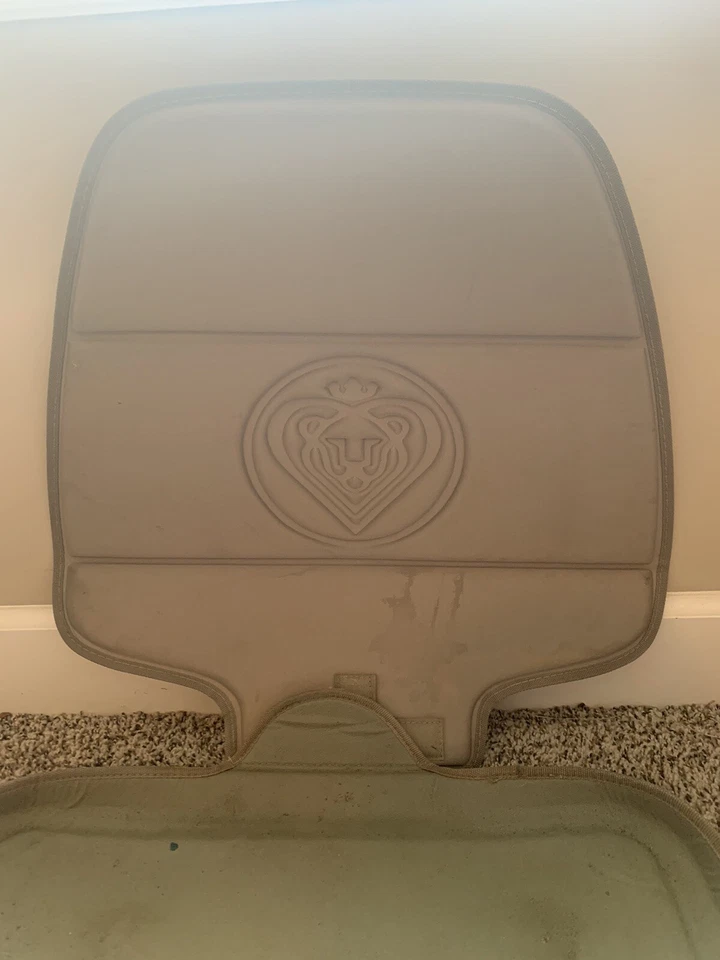 Almohadilla protectora/alfombra beige/bronceada para ahorrar asiento de coche Prince Lionheart Foto 2 de 4