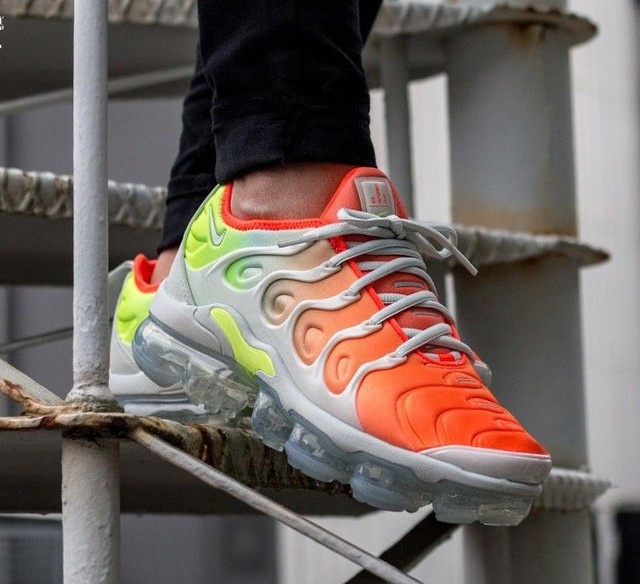 nike air vapormax plus multi