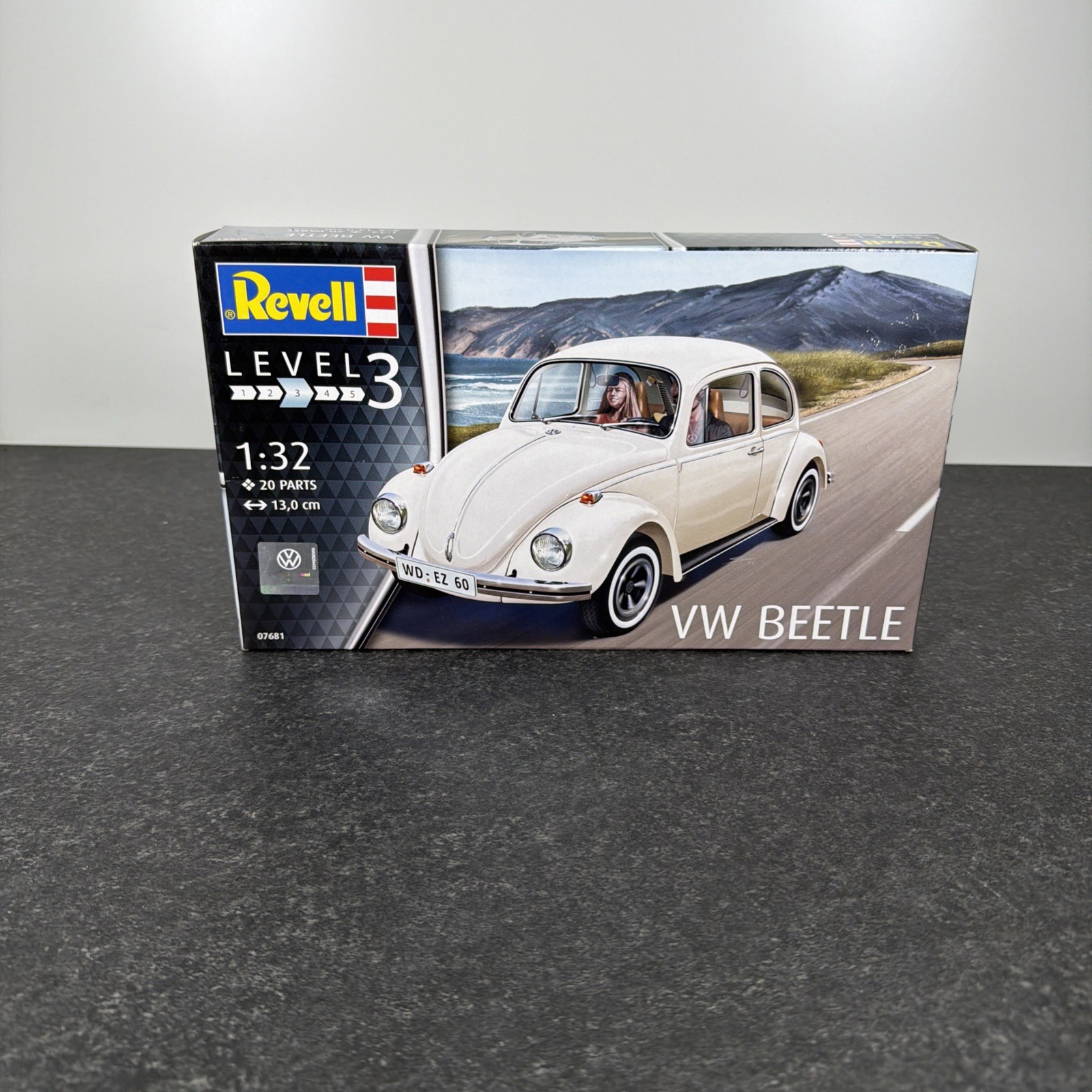 Revell Vw Beetle Model Kit 1:32 Size 1 - Image 7