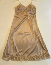 Vtg CHAMPAGNE Nude FULL SLIP Dress Small Semi Sheer RUFFLE LACE Boudoir COQUETTE