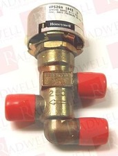 HONEYWELL VP526A1043 / VP526A1043 (NEW IN BOX)