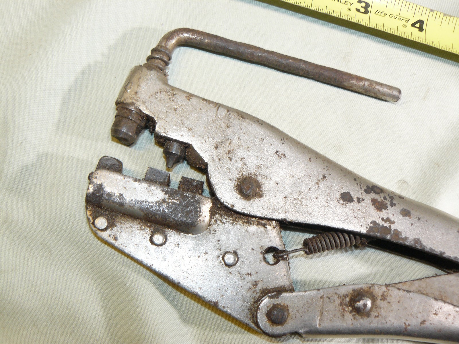 Vintage Chainsaw Chain Break Rivet Spinning Pliers